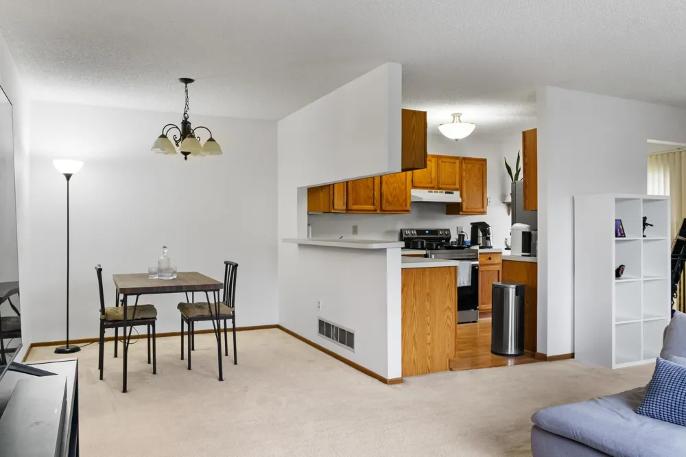 7486 Vinewood Court Maple Grove, MN 55311