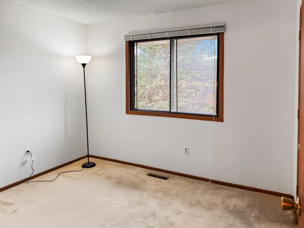 7486 Vinewood Court Maple Grove, MN 55311