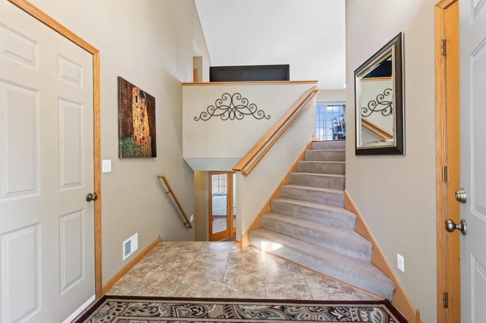 18978 Excalibur Trail Farmington, MN 55024