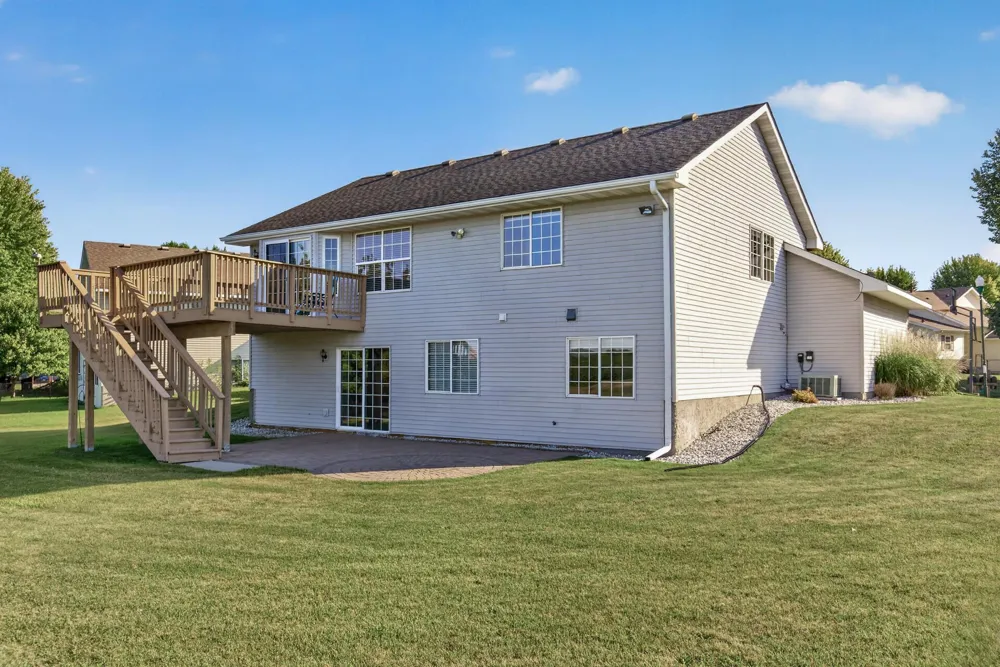 18978 Excalibur Trail Farmington, MN 55024