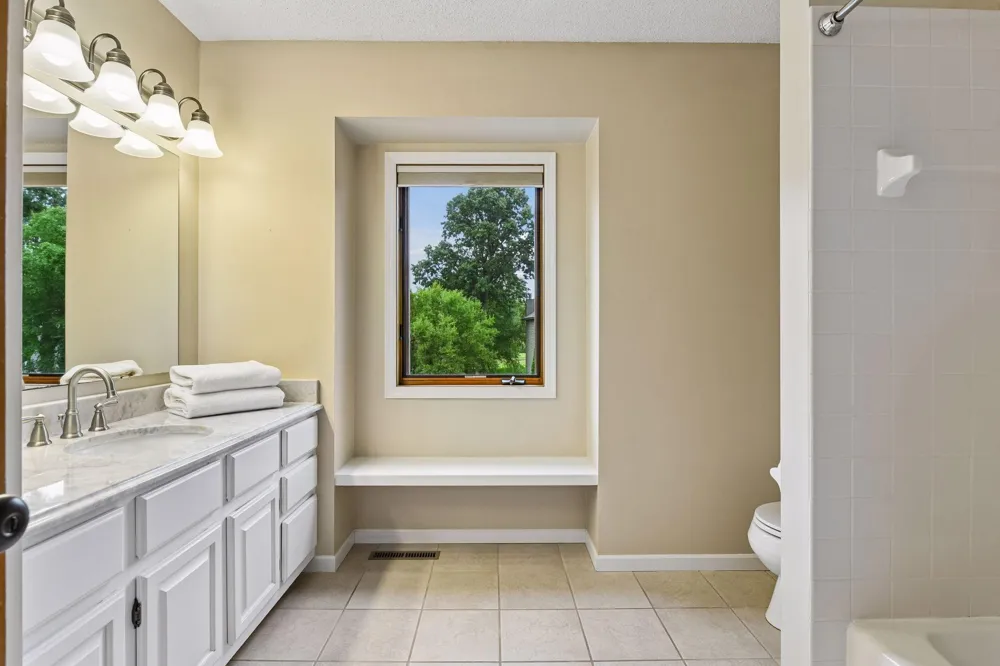 1929 Woodstone Drive Victoria, MN 55386