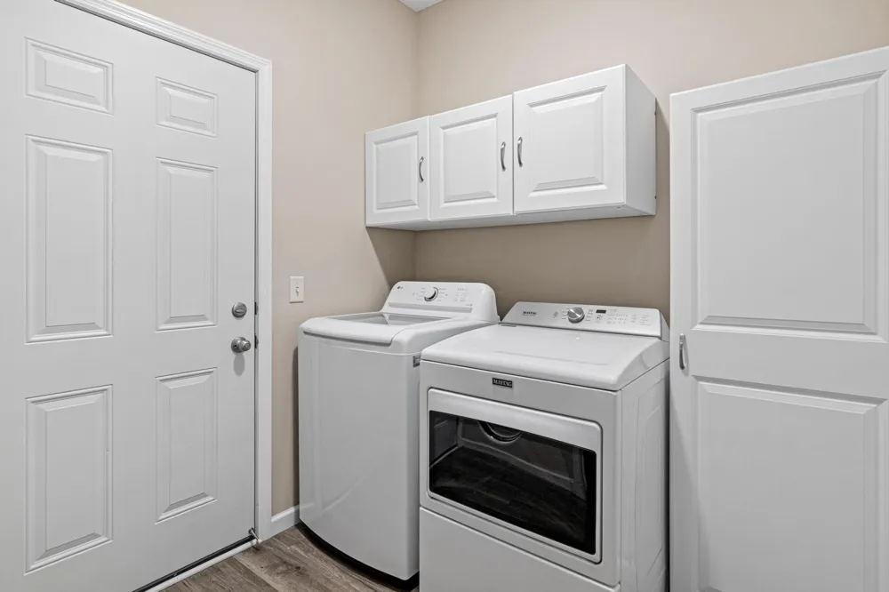 4151 Blakewood Drive Shakopee, MN 55379