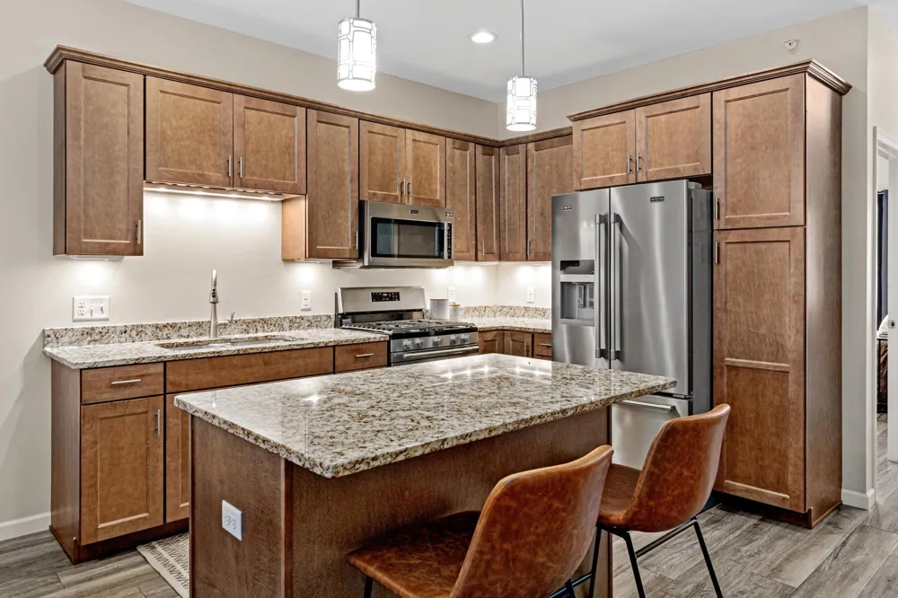 4151 Blakewood Drive Shakopee, MN 55379