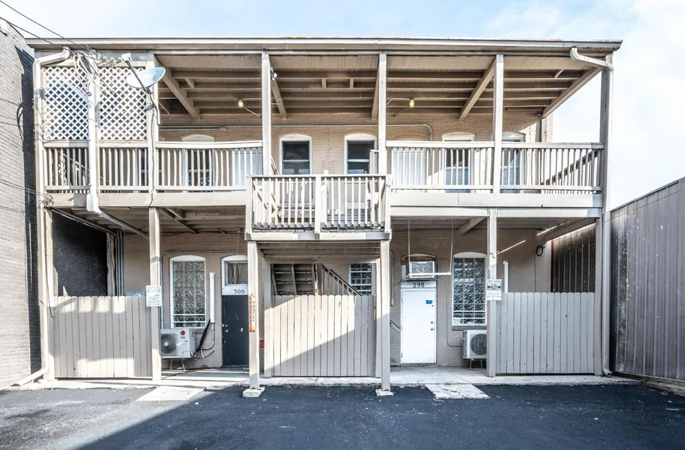 298 University Avenue W Saint Paul, MN 55103