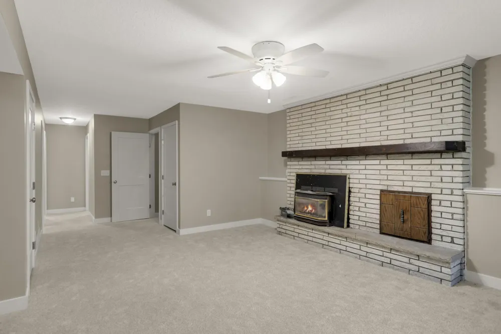 16647 Maniteau Boulevard NW Andover, MN 55304