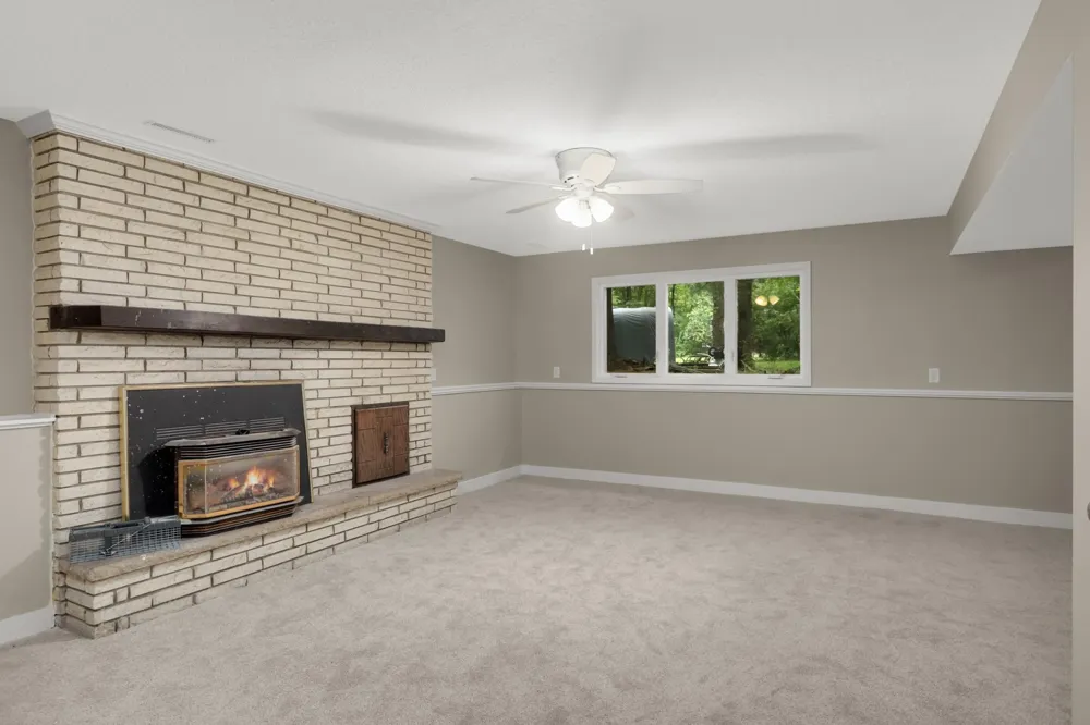 16647 Maniteau Boulevard NW Andover, MN 55304