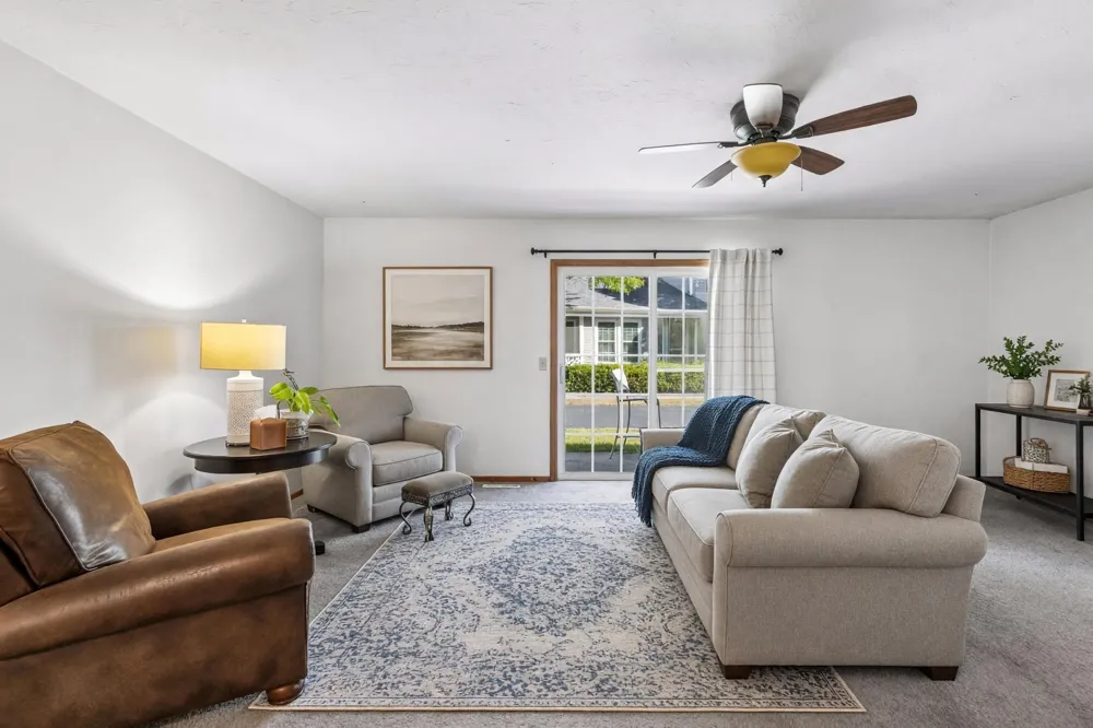 7775 Glenda Court Apple Valley, MN 55124