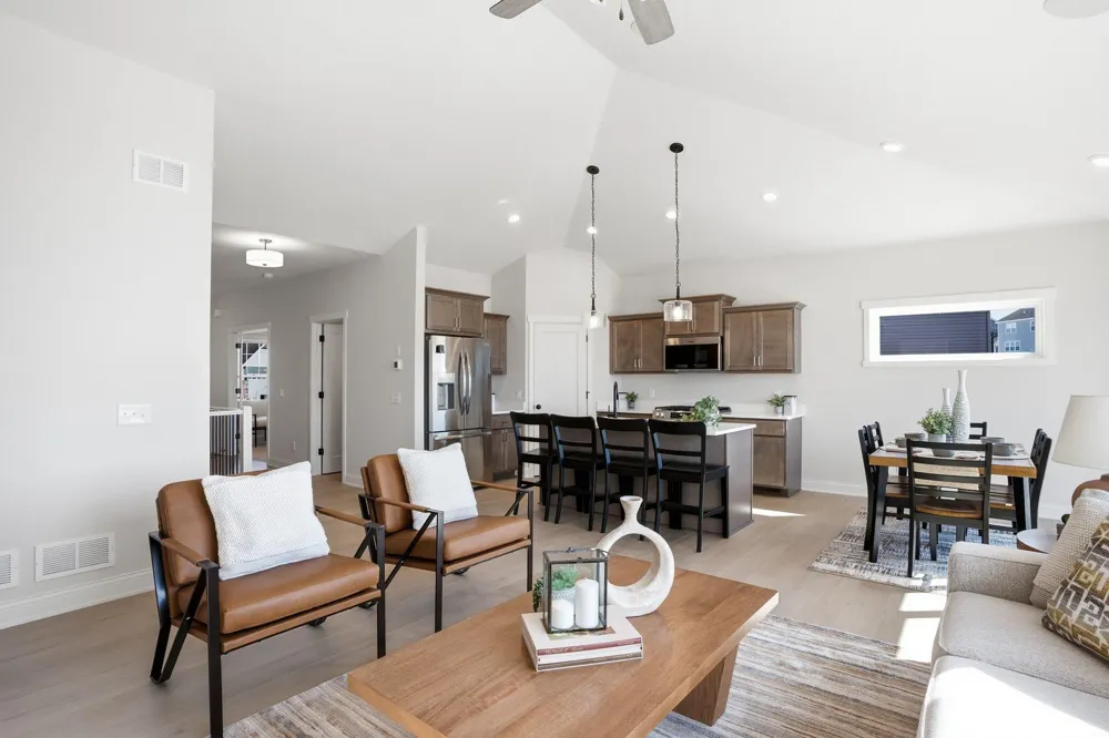 9653 Cedarwood Court Inver Grove Heights, MN 55076