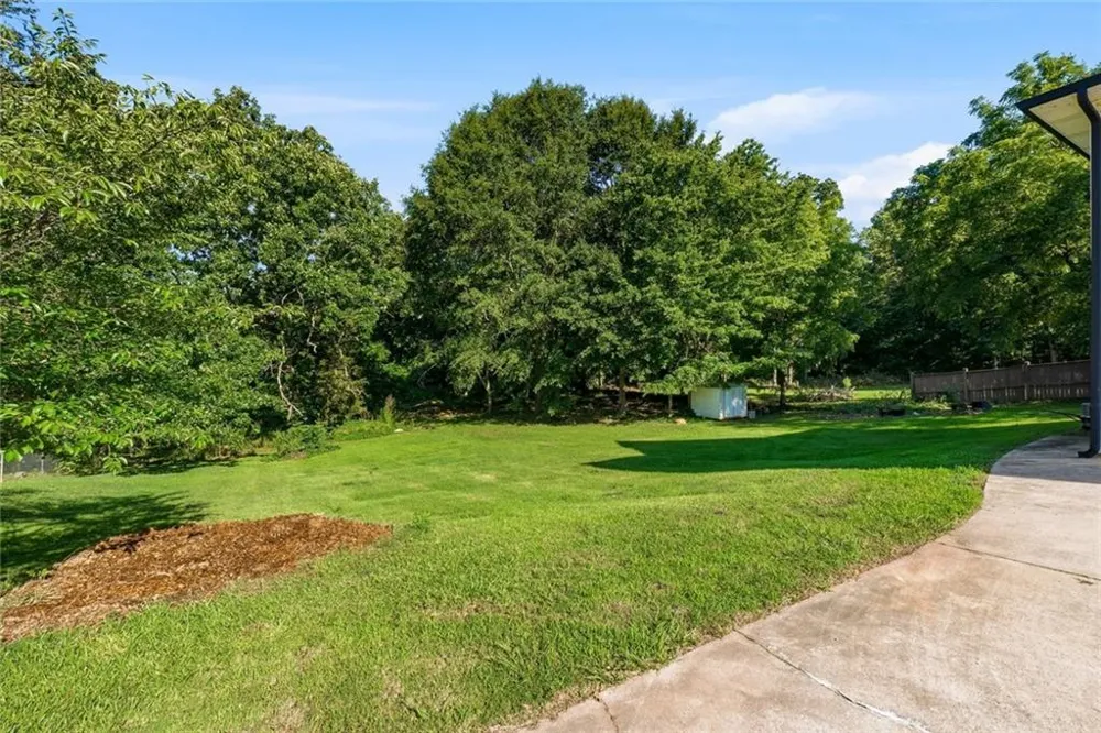 4303 Yeager Road Douglasville, GA 30135