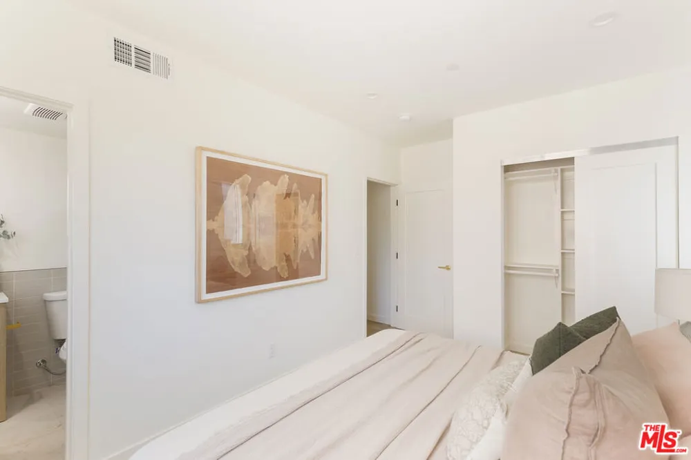 1233 June Street Los Angeles, CA 90028