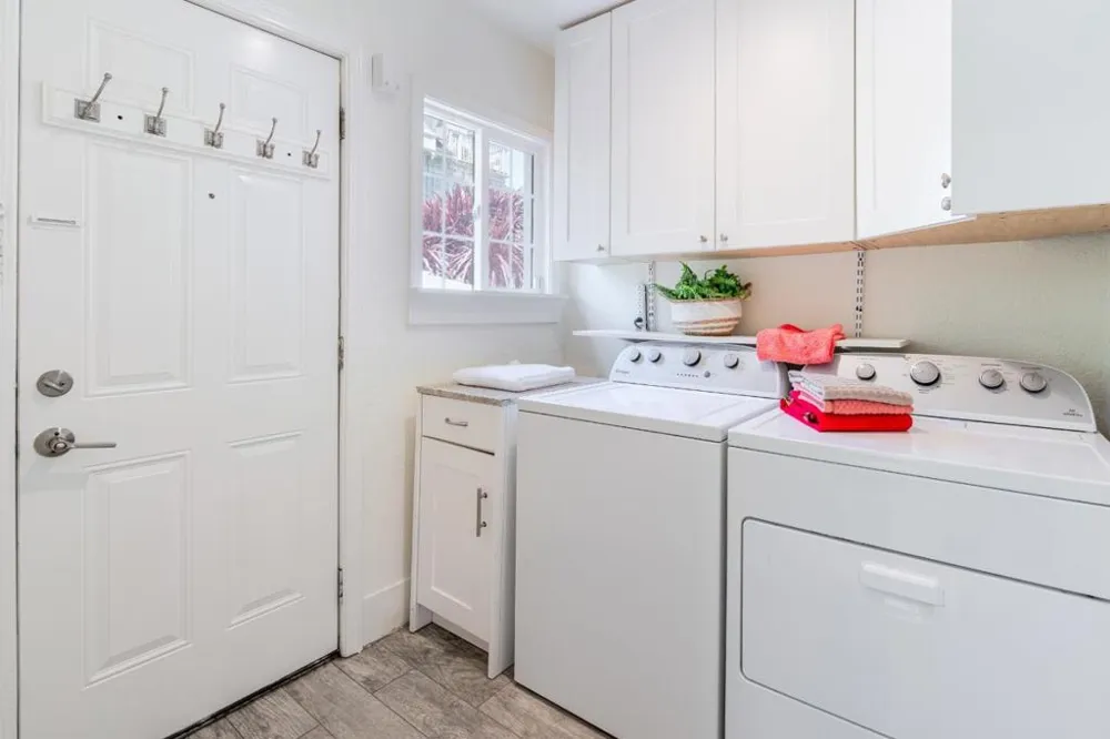 1595 Dwight Way Berkeley, CA 94703