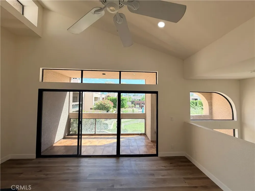 861 Village Square Palm Springs, CA 92262