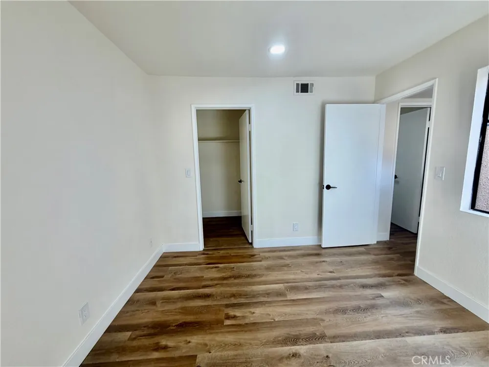 861 Village Square Palm Springs, CA 92262