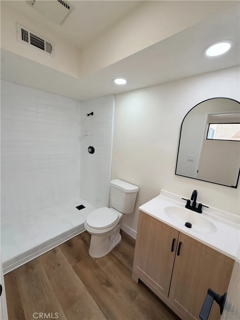 861 Village Square Palm Springs, CA 92262