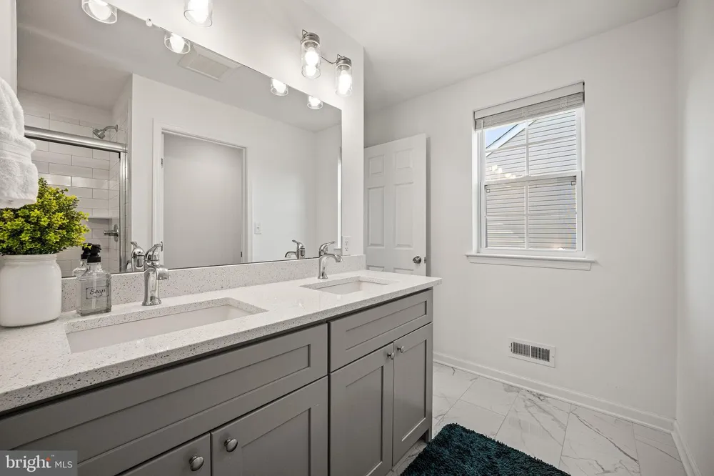 125 CENTRAL AVENUE Rockledge, PA 19046