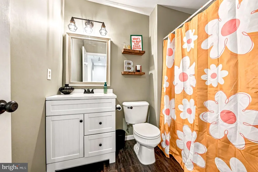 140 PENDRAGON WAY Mantua, NJ 08051