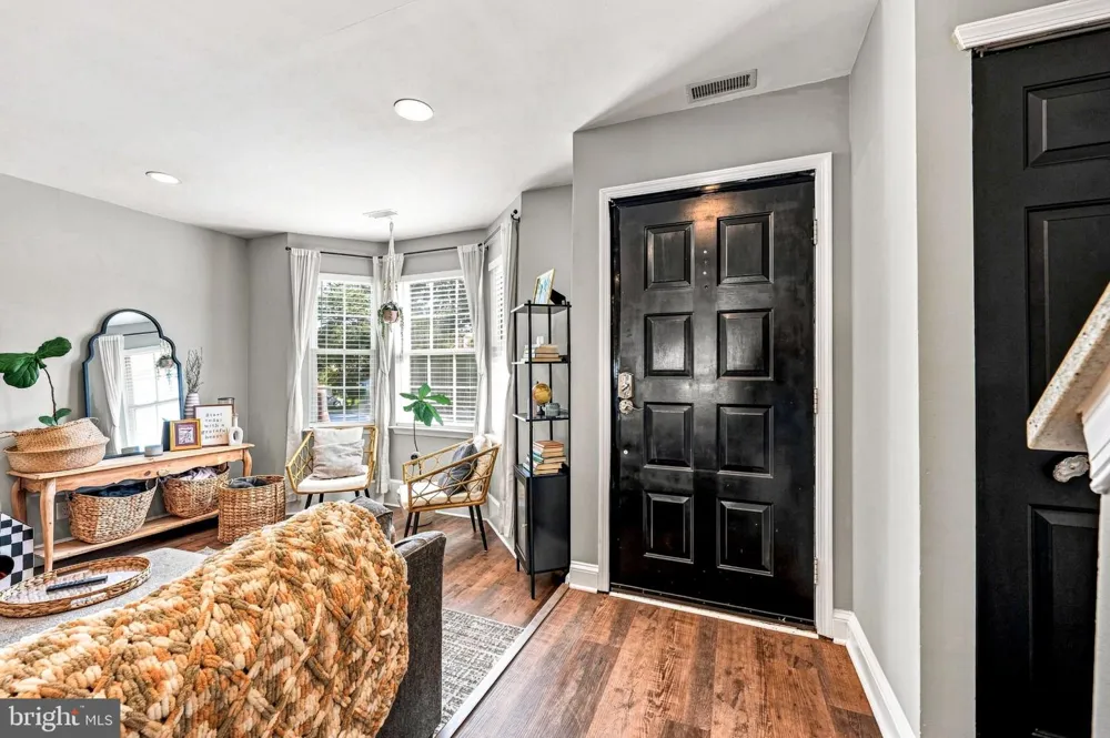 140 PENDRAGON WAY Mantua, NJ 08051