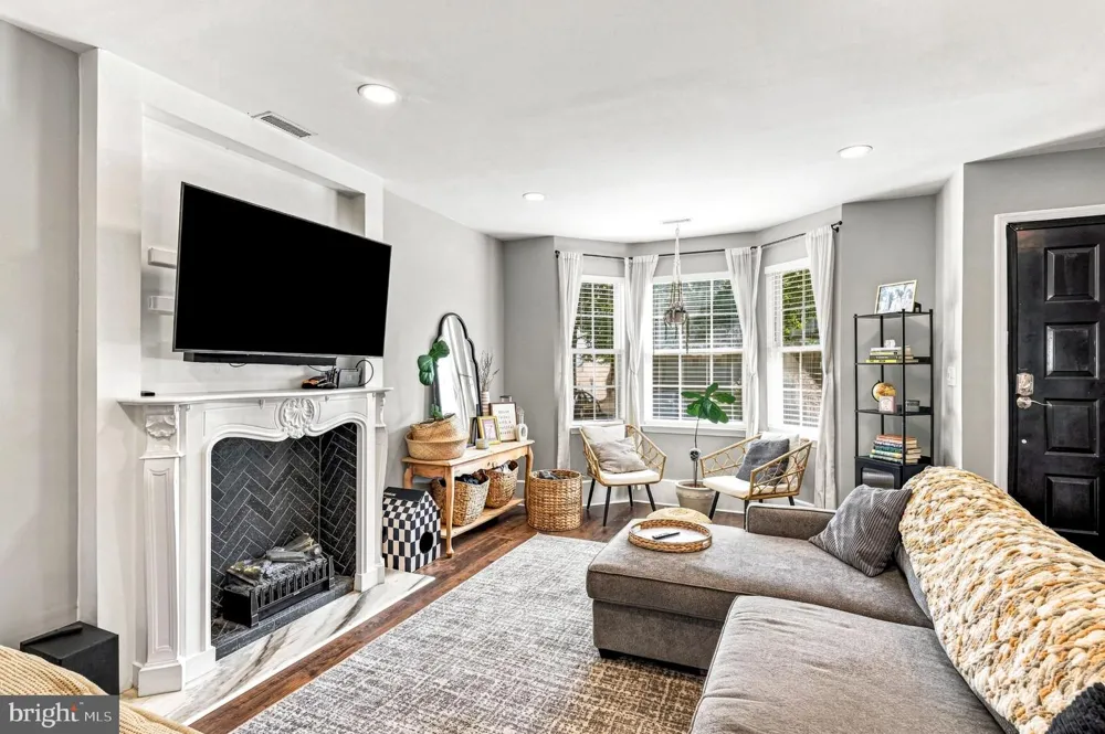 140 PENDRAGON WAY Mantua, NJ 08051