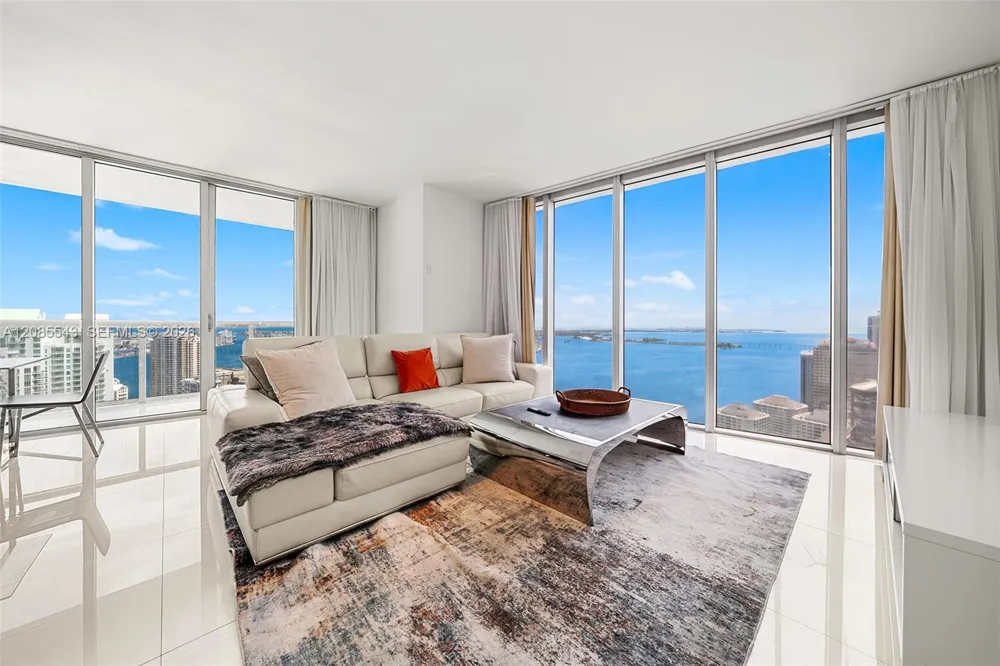 485 Brickell Ave #4410 Miami, FL 33131