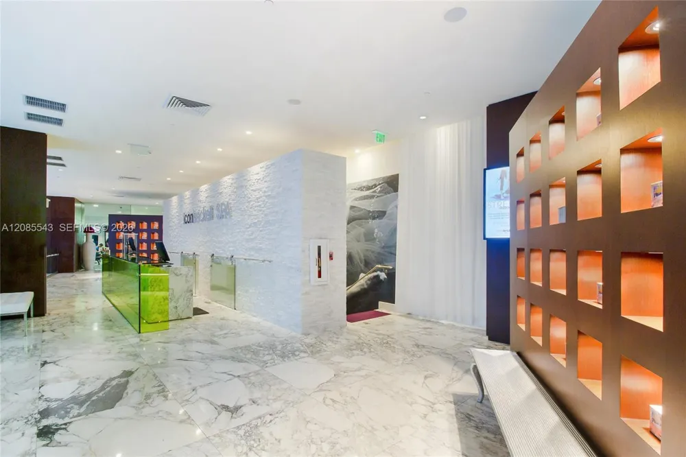 485 Brickell Ave #4410 Miami, FL 33131