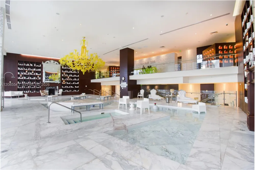 485 Brickell Ave #4410 Miami, FL 33131