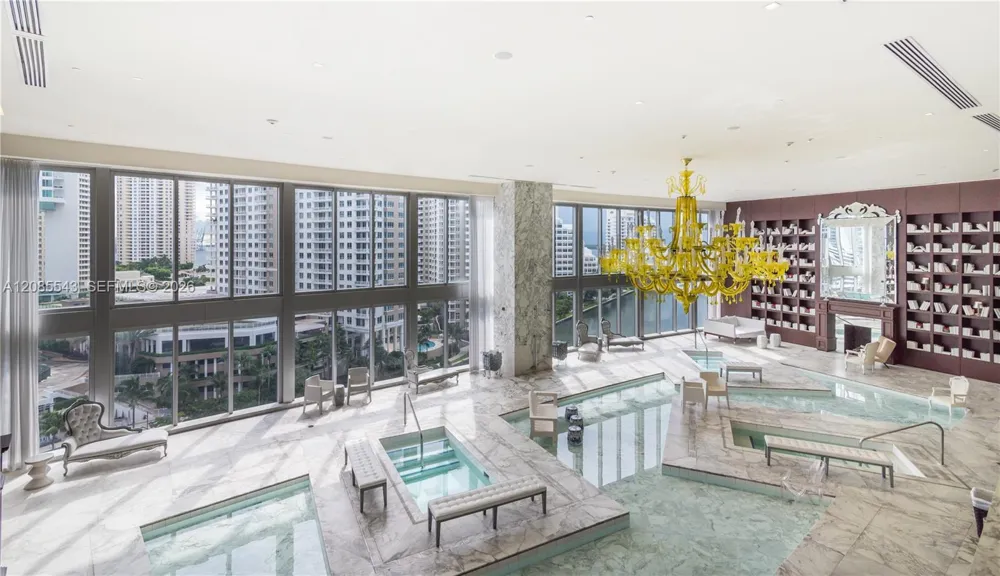 485 Brickell Ave #4410 Miami, FL 33131