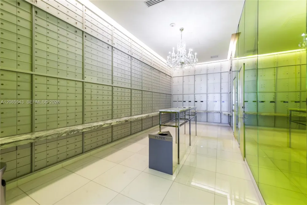 485 Brickell Ave #4410 Miami, FL 33131