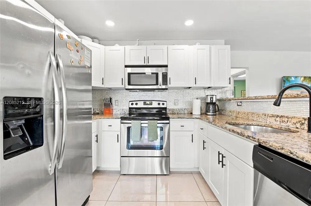 2616 NE 6th Avenue Wilton Manors, FL 33334