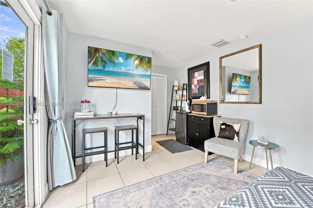 2616 NE 6th Avenue Wilton Manors, FL 33334