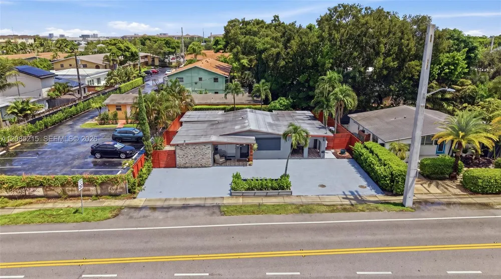 2616 NE 6th Avenue Wilton Manors, FL 33334