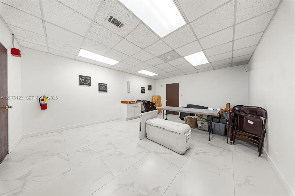4441 W Sunrise Blvd Plantation, FL 33313