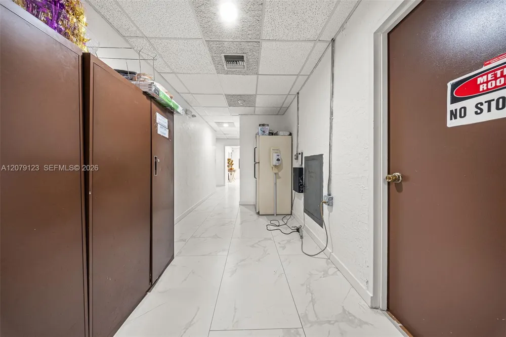 4441 W Sunrise Blvd Plantation, FL 33313