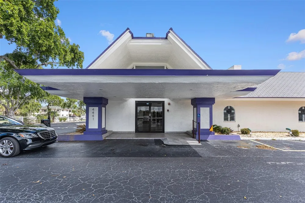 4441 W Sunrise Blvd Plantation, FL 33313