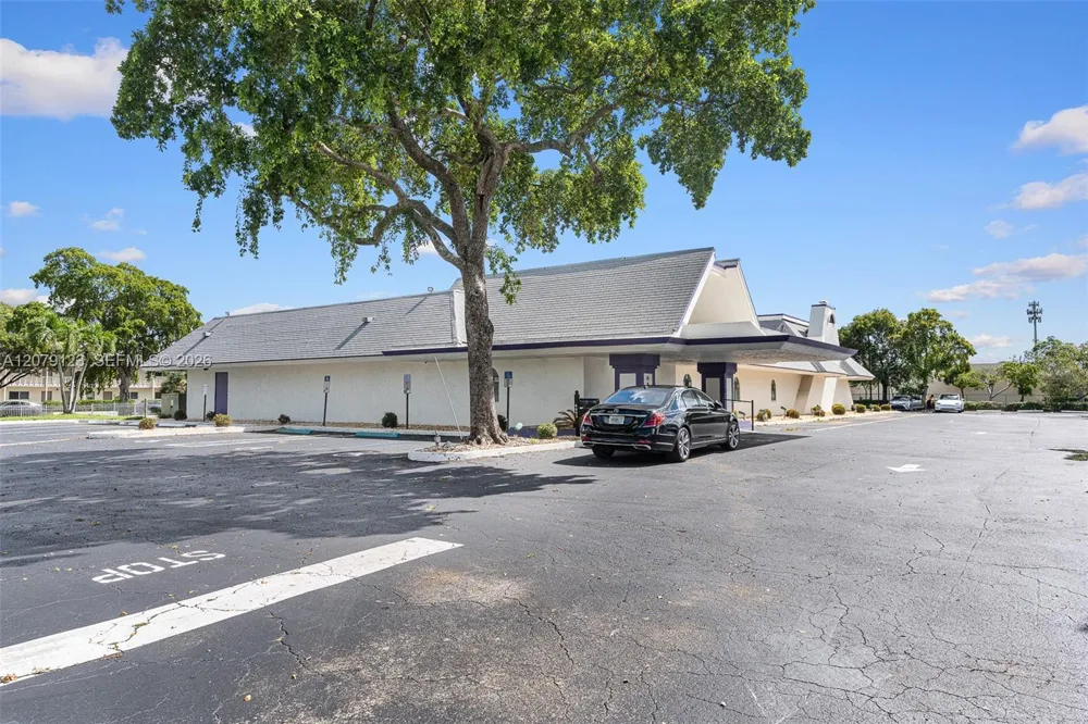 4441 W Sunrise Blvd Plantation, FL 33313