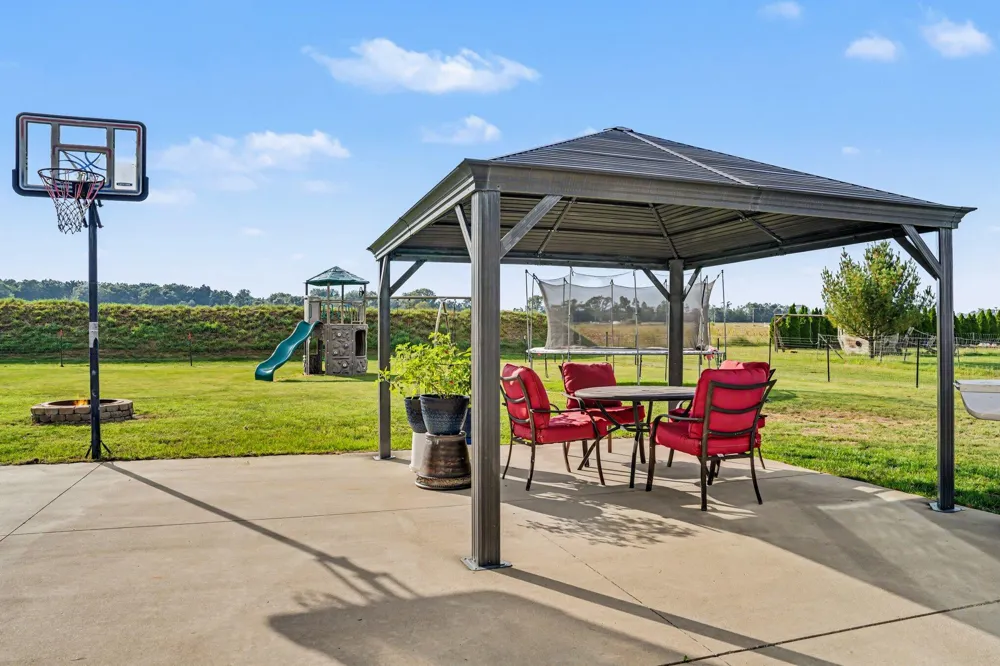 110 Jeremy Street Constantine, MI 49042