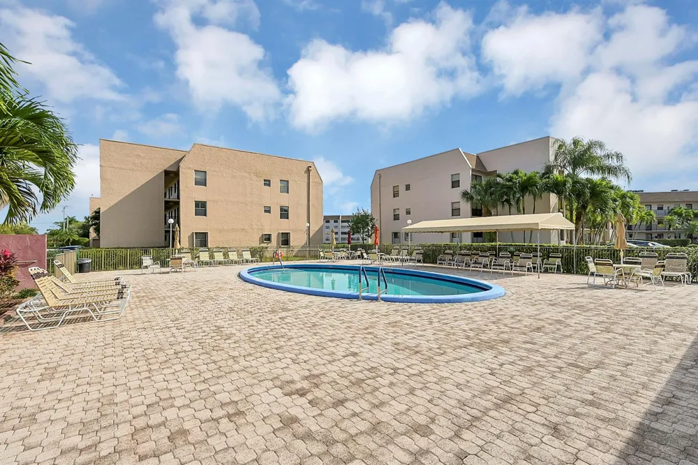 9841 SUNRISE LAKES BOULEVARD #310 Sunrise, FL 33322