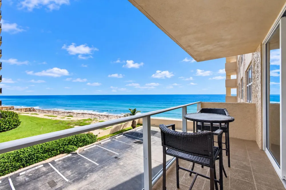 5440 Ocean Drive #304 Singer Island, FL 33404
