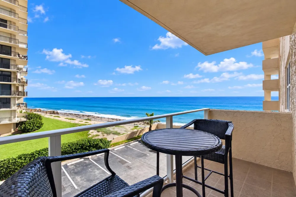 5440 Ocean Drive #304 Singer Island, FL 33404