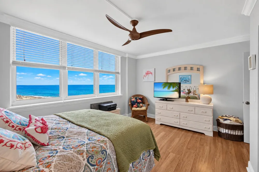 5440 Ocean Drive #304 Singer Island, FL 33404