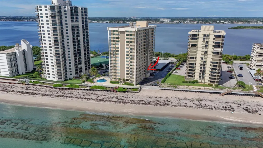 5440 Ocean Drive #304 Singer Island, FL 33404