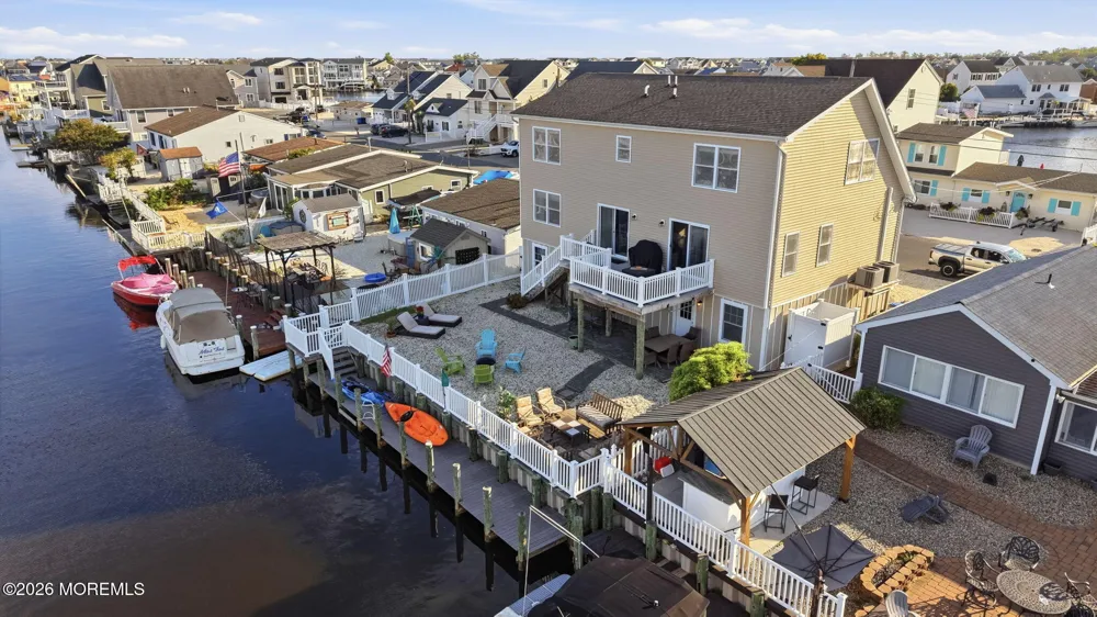 124 Morton Drive Manahawkin, NJ 08050