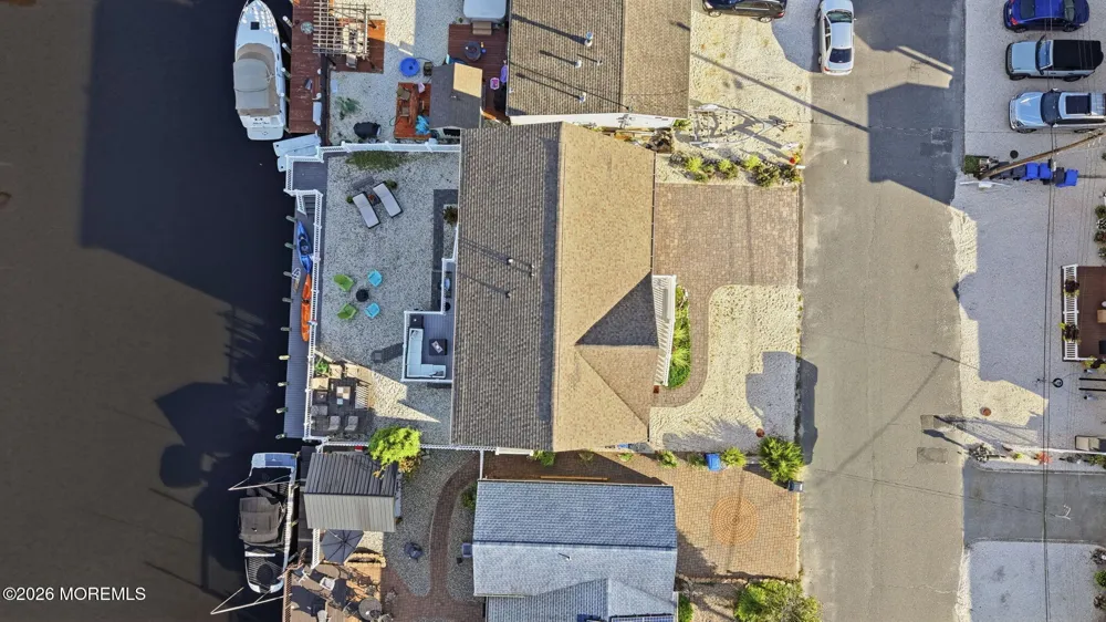 124 Morton Drive Manahawkin, NJ 08050