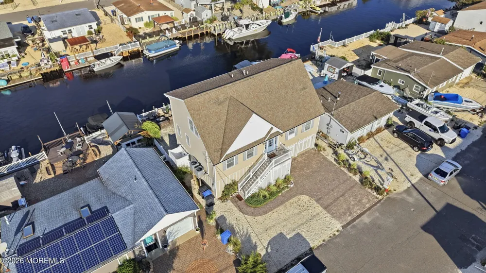 124 Morton Drive Manahawkin, NJ 08050
