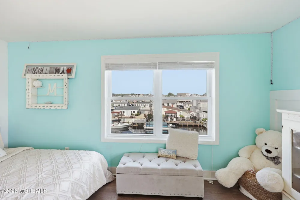 124 Morton Drive Manahawkin, NJ 08050