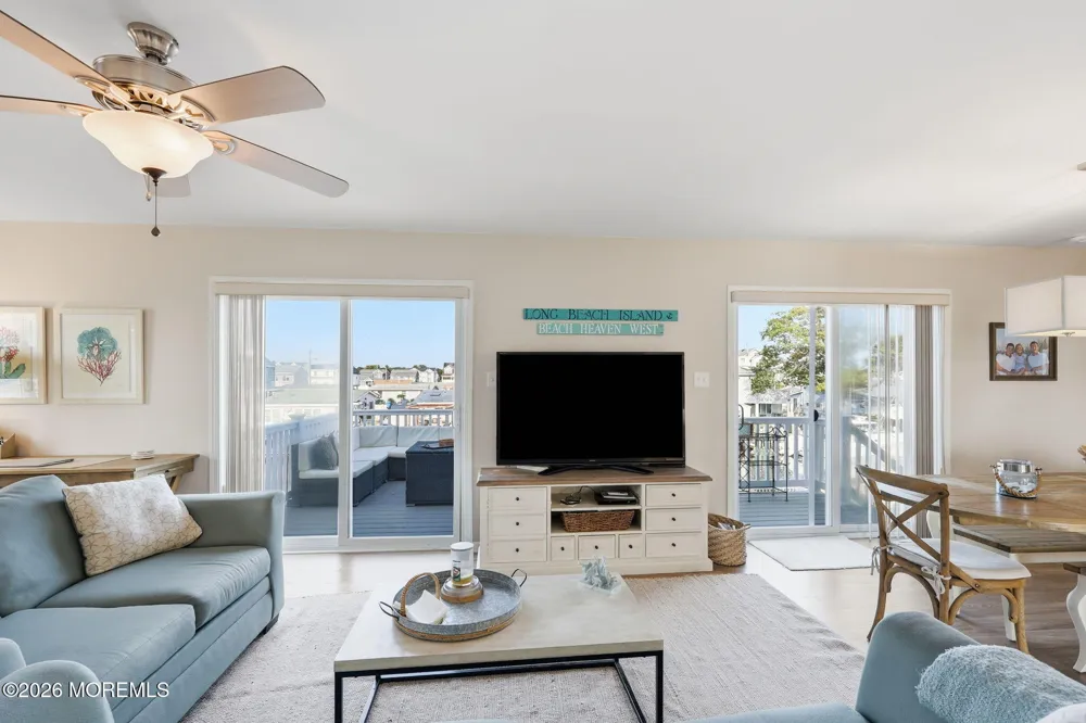124 Morton Drive Manahawkin, NJ 08050