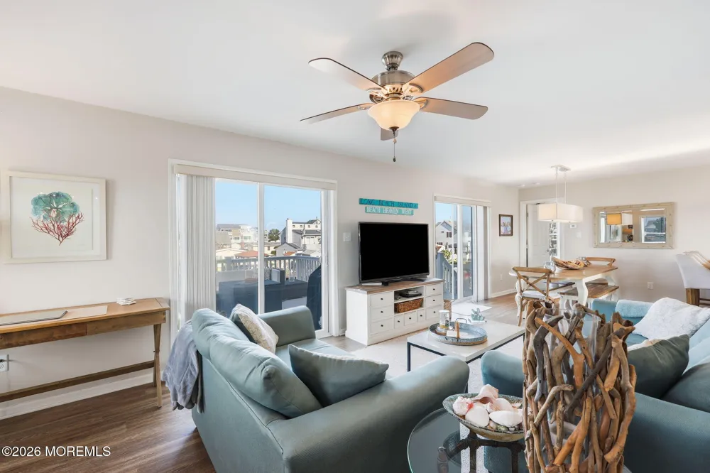 124 Morton Drive Manahawkin, NJ 08050