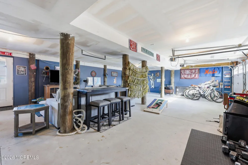 124 Morton Drive Manahawkin, NJ 08050