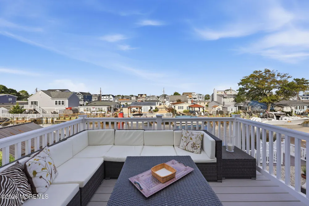 124 Morton Drive Manahawkin, NJ 08050