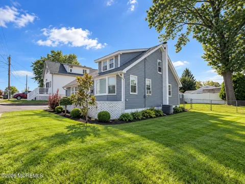 969 Woodcrest Drive
