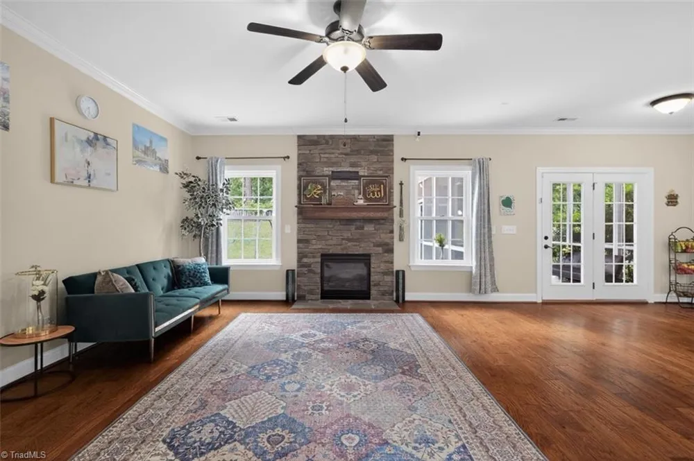 2227 Dunning Court High Point, NC 27265